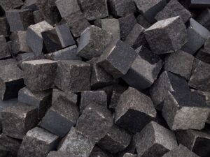 Kostka cięto-łupana gabro swedish black 6 x 6